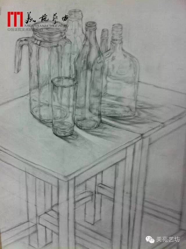 线性素描静物