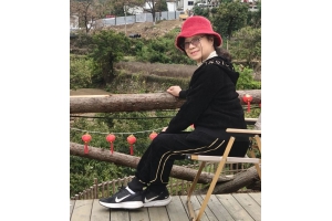 陈芳琴