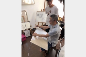 中国美术学院附中方正老师速写课堂