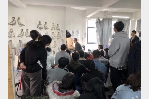 中国美术学院附中方正老师速写课堂