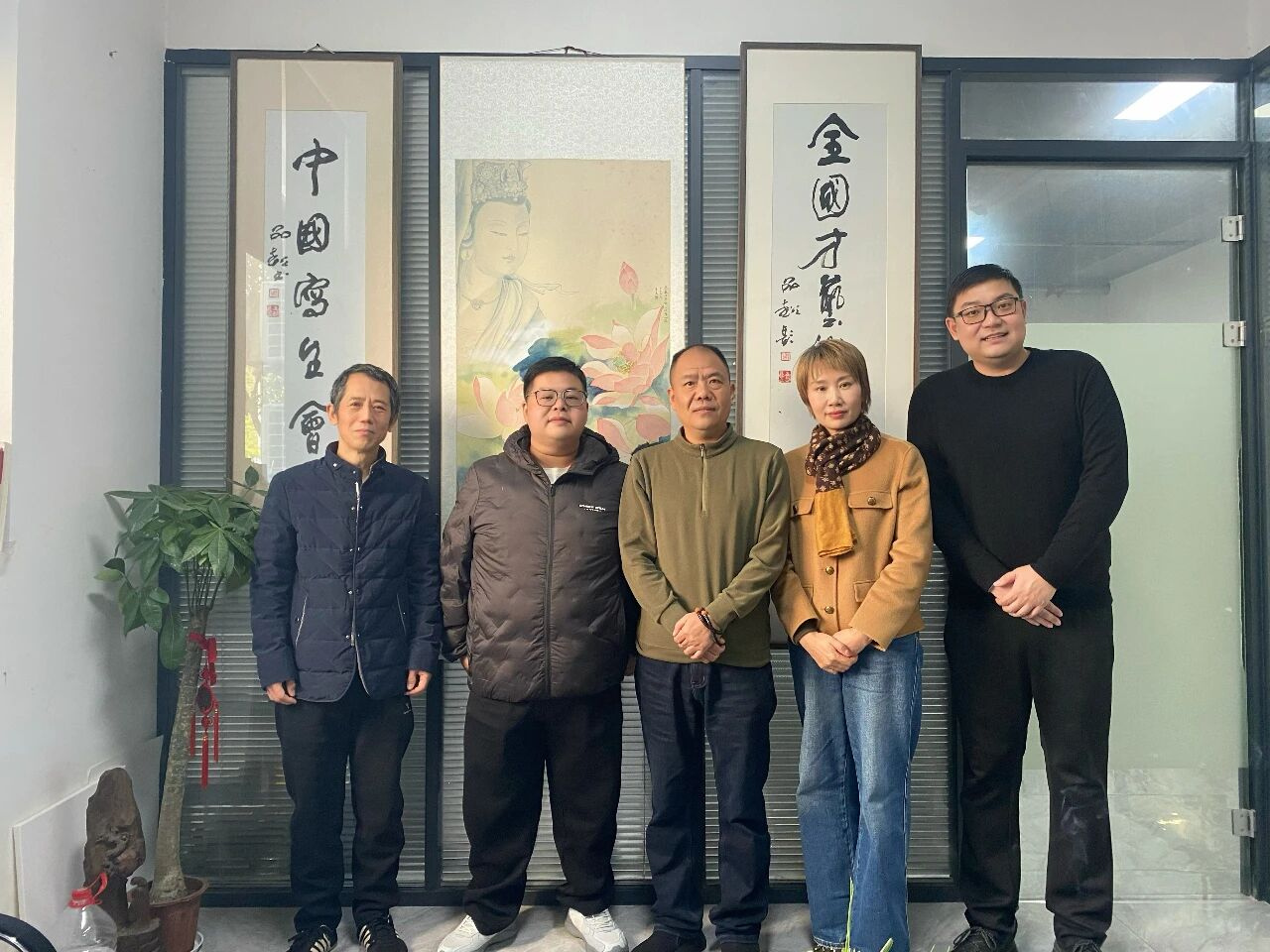 建德市新安旅游投资有限公司与写生会(杭州)品牌运营有限公司共同打造“写生会总部直属基地”正式签约!