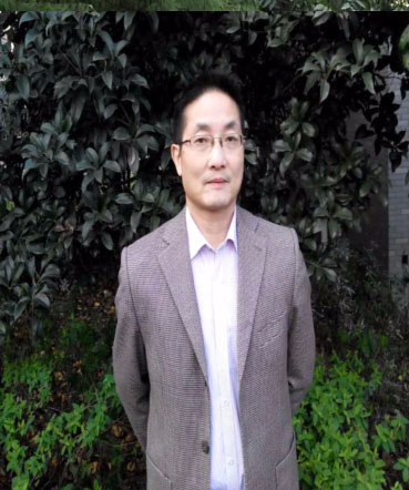 费久明
